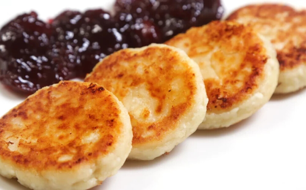 Veselīgie biezpiena plācenīši