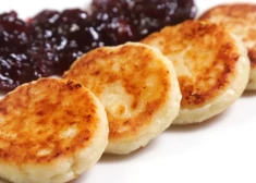 Veselīgie biezpiena plācenīši