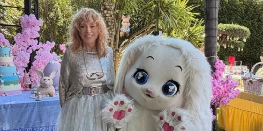 Алла Пугачева отпраздновала Пасху.