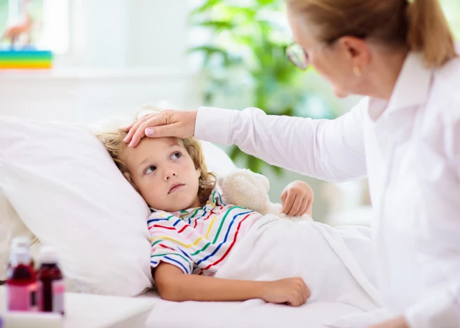 "Цикада" проснулась: новый штамм Covid-19 уже в 23 странах - под угрозой дети