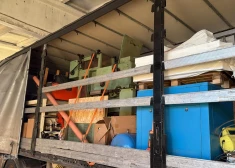 Zemgalē atrod lielu daudzumu nelegālo cigarešu, ražošanas iekārtas un transportu pārvadāšanai