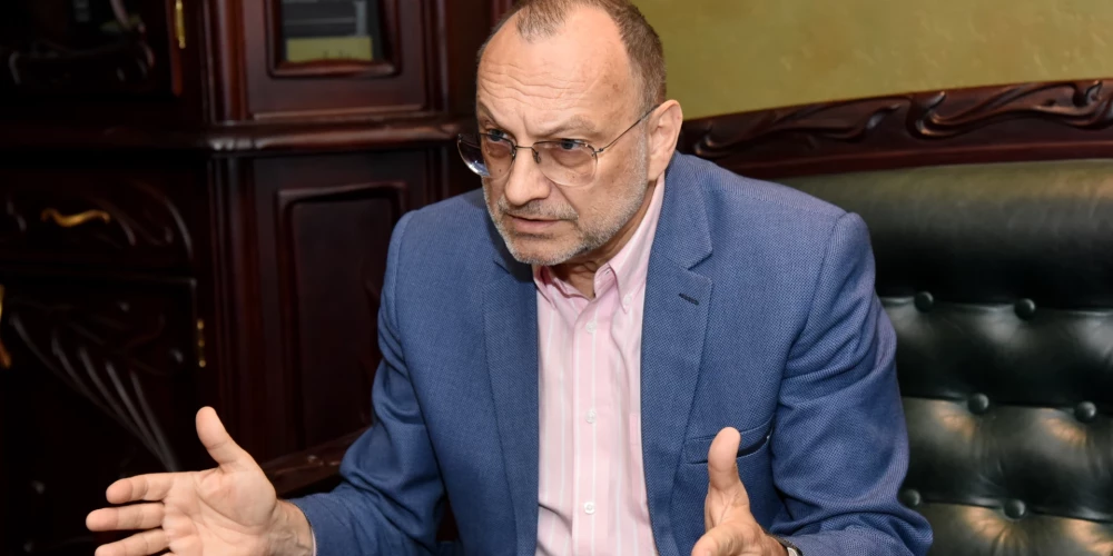 Эдвин Инкенс.