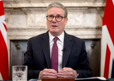 Lielbritānijas premjerministrs paziņo, ka nepievienosies Trampa Hormuza blokādei