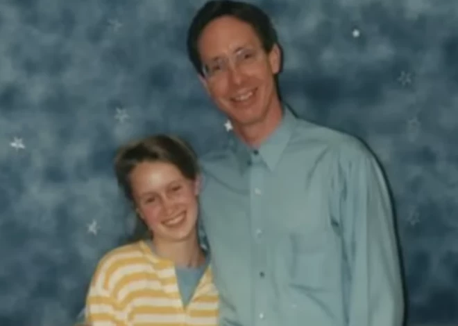 Kas bija Vorens Džefs, kurš pakļāva un pilnībā kontrolēja savu 80 sievu dzīves