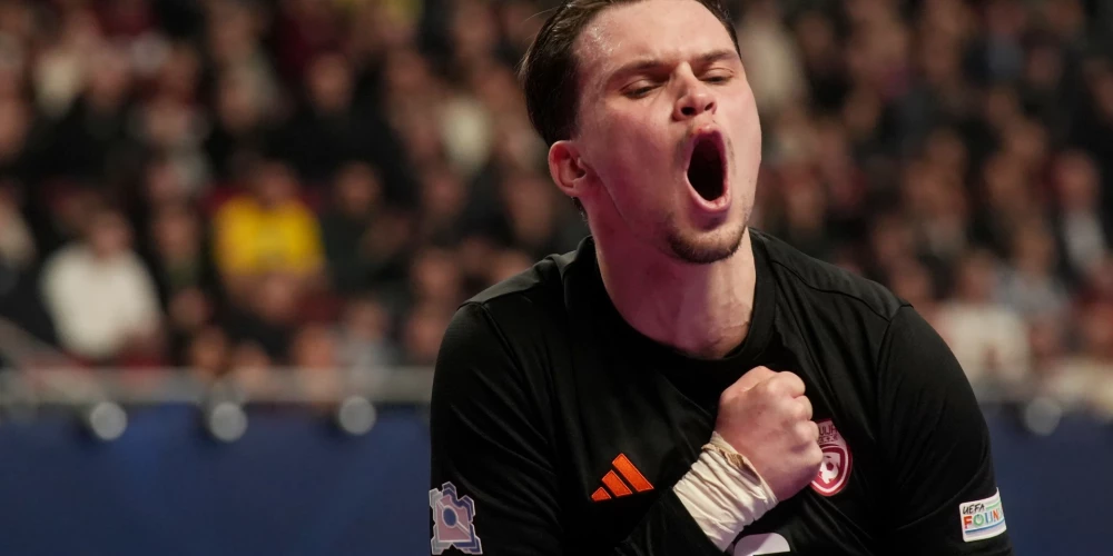 Latvijas vīriešu telpu futbola izlases un "Riga" vārtsargs Rainers Mūrnieks. 