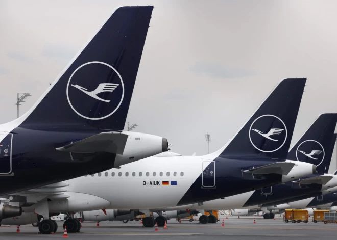 “Lufthansa” pilotu streika dēļ Vācijā atcelti simtiem reisu