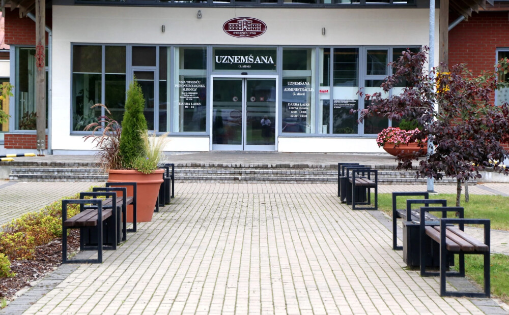 Valdība atbalsta piecu psihoneiroloģisko slimnīcu pievienošanu Nacionālajam psihiskās veselības centram