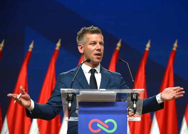 "Задача - вернуть страну в русло ЕС". Что победа Мадьяра над Орбаном значит для Венгрии? Как изменятся отношения с Россией и Украиной? 