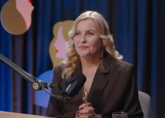 "Kad pieaugam, mēs sākam piemērot savas prasības," - Agnese Zeltiņa par nobriedušu mīlestību un jaunajām attiecībām