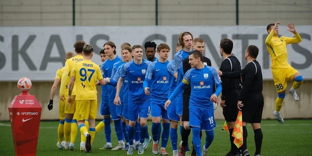 «Ученики Футбольной школы не получили финансирование примерно на 30 000 евро», — заявил мэр Даугавпилса.