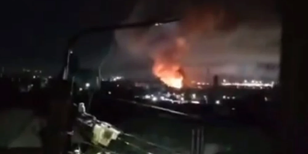 Ukrainas bruņotie spēki iepriekš vairākkārt ir uzbrukuši šai stratēģiski svarīgajai Krievijas rūpnīcai. 