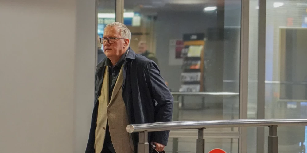 Iepriekšējās nedēļas izskaņā acīs iekrita kāda grūti nepamanāma sakritība – Ministru prezidente Evika Siliņa (JV) vienlaikus piešķīra atvaļinājumus virknei savas partijas valsts amatpersonu. (Foto: Jauns.lv)