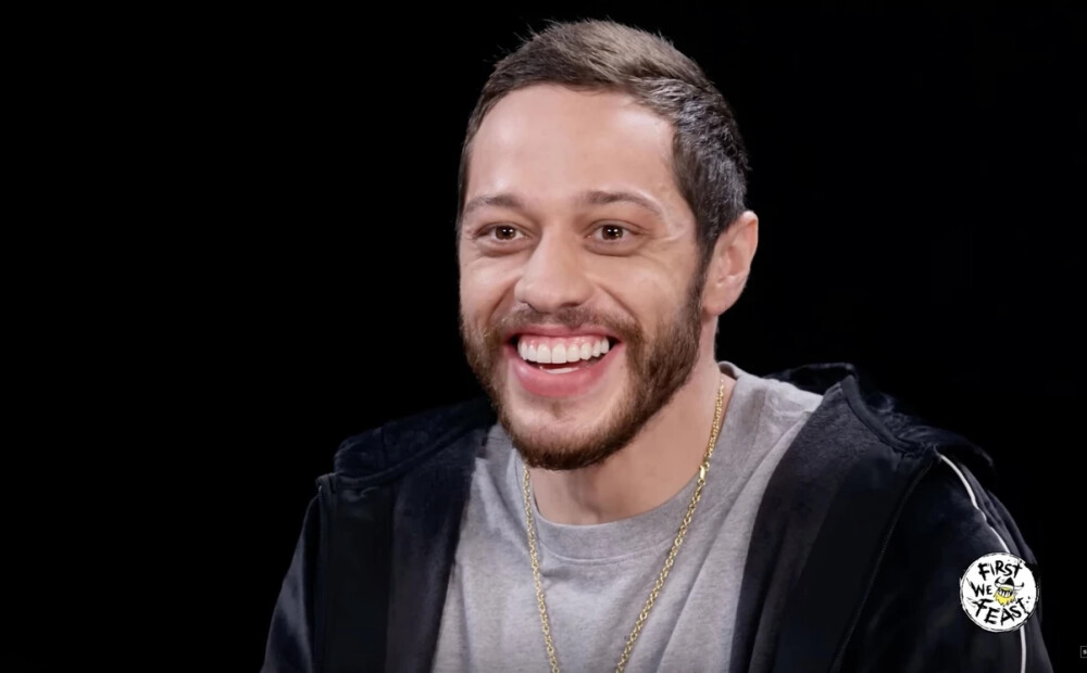 Pīta Deividsona komentārs par pornogrāfijas skatīšanos meitas klātbūtnē saceļ brēku tīmeklī