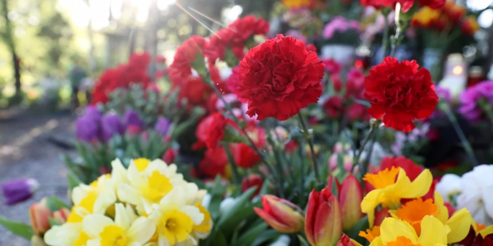 Trešdien Latvijā gaiss sasils līdz +18 grādiem.