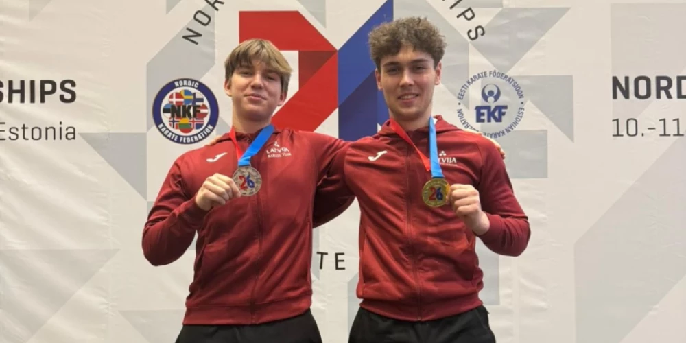 Alojietim zelts komandu cīņās starptautiskās sacensībās karatē. 