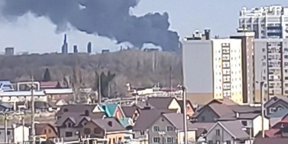 "Ļutij" droni nolidoja 1700 km un uzbruka unikālai ķīmiskai rūpnīcai Krievijā.