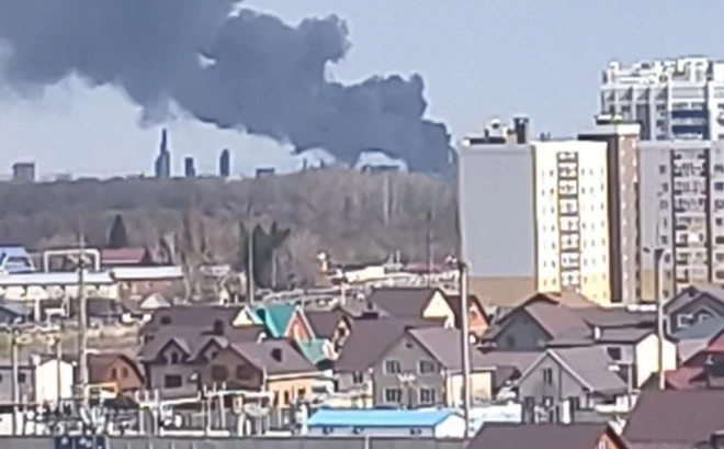 "Ļutij" droni nolidoja 1700 km un uzbruka unikālai ķīmiskai rūpnīcai Krievijā.