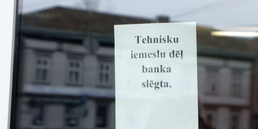 Банки открыли десятки новых точек в краевых городах, однако бизнес туда почти не идет.