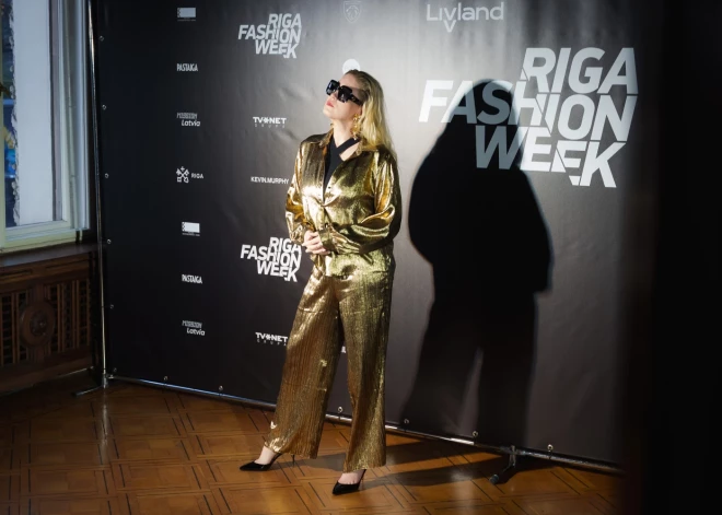 При участии известных в обществе персон и поклонников моды, в доме Беньяминов торжественно открылся крупнейший в Балтии модный проект - 42-я Рижская неделя моды.