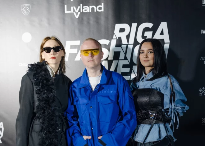 Известные в обществе персоны и поклонники моды собрались на открытии 42-й Рижской недели моды.