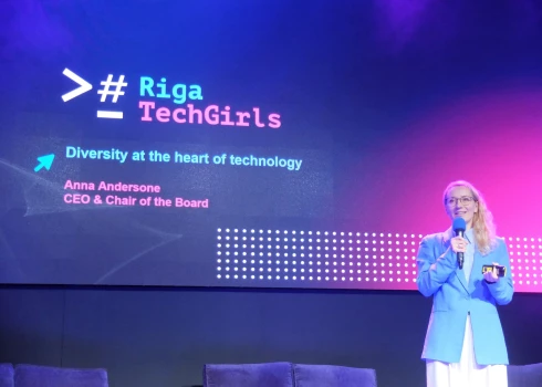 Piešķirtais finansējums ļaus “Riga TechGirls” uzsākt izglītības satura kopīgu izstrādi, nodrošinot saskaņotu visu iesaistīto institūciju darbību un MI integrāciju atbilstoši valsts izglītības programmas prioritātēm. 