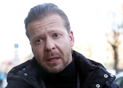 Uz Baltkrieviju aizbēgušais Rīgas domnieks Aleksejs Rosļikovs ("Stabilitātei"). 