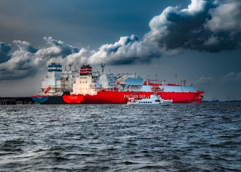 Irāna draud bloķēt satiksmi Sarkanajā jūrā. 