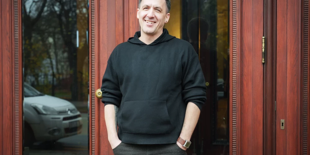 Arturs Smoļjaņinovs