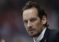 Covid-19 sertifikāta viltošanā pieķertais Fišers spiests pamest Šveices hokeja izlases trenera amatu