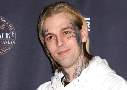 Ārons Kārters nomira 2022. gada 5. novembrī.