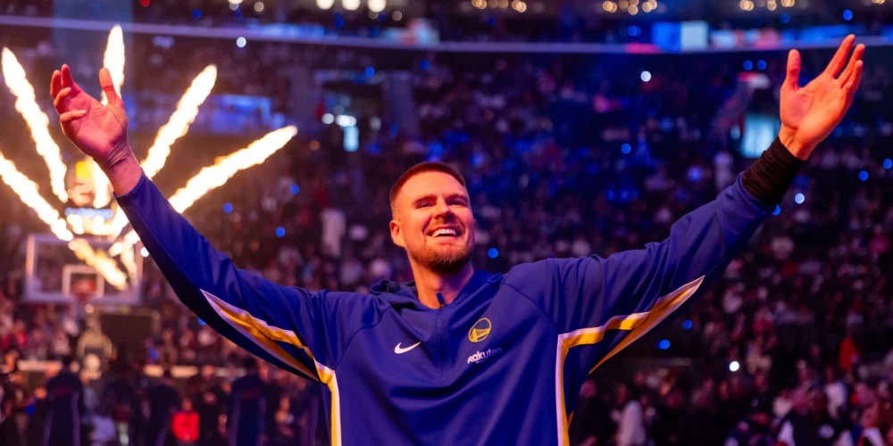 Kristaps Porziņģis pirmajā "play-in" spēlē lika par sevi manīt.