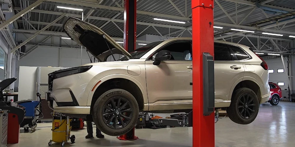 Ziemā stipri cieš automašīnu ritošā daļa.