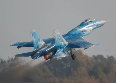 Ukraiņu "Su-24" dodas misijā.