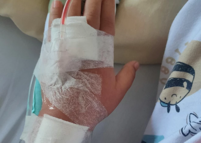 Šokējošs gadījums: māte domāja, ka dēlam ir smadzeņu audzējs, bet izrādījās, ka viņu saindēja ar D vitamīnu