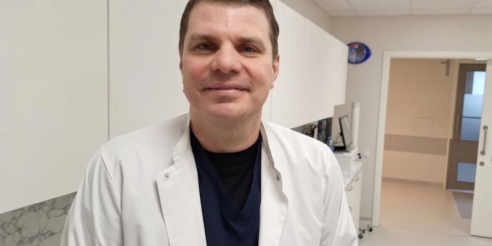Liepājas Reģionālās slimnīcas infektologs–hepatologs Andrejs Rimša.