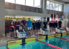 Liepājā ar panākumiem aizvadītas sacensības peldēšanā