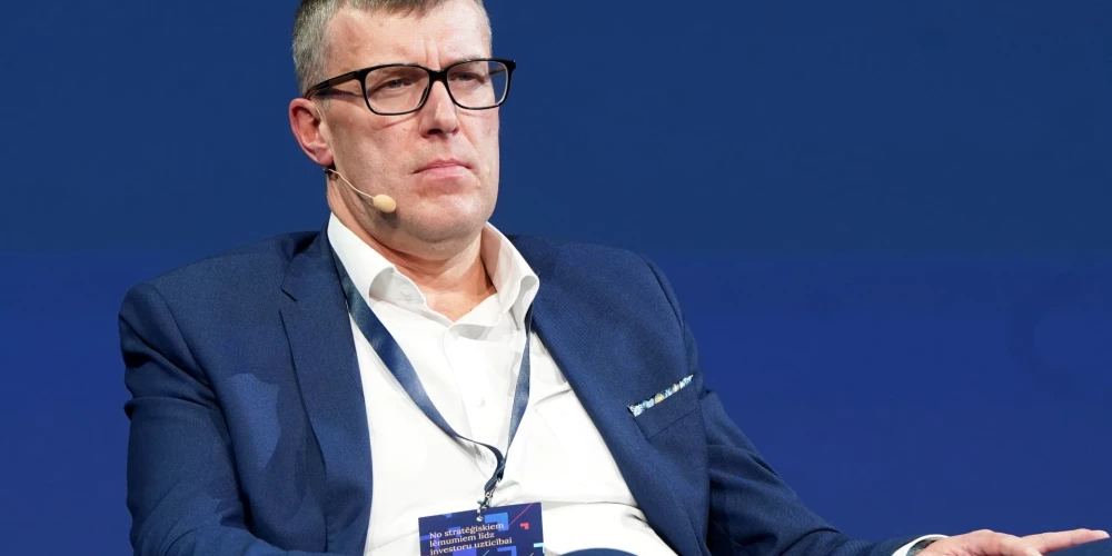 "airBaltic" padomes priekšsēdētājs Andrejs Martinovs