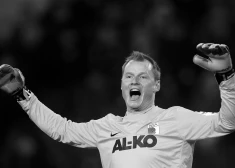 Briesmīgā nāvē gājis bojā bijušais "Arsenal", "Juventus" un Austrijas izlases vārtsargs Manningers