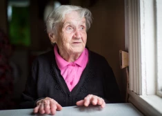 "Извините, но вам пенсия не полагается": что нужно сделать жителям Латвии, чтобы не услышать эти слова