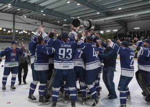 "Mogo"/RSU "Optibet" Hokeja līgas (OHL) finālā pārspēj "Zemgale"/LBTU (foto: Guntis Lazdāns / LHF)