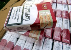 Noskaidrots, ka Latvija ieņem nozīmīgu vietu Eiropas nelegālo cigarešu ražošanas tīklā