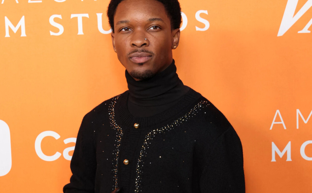 Aizdomās par 14 gadus vecas pusaudzes slepkavību aizturēts populārs mūziķis D4vd