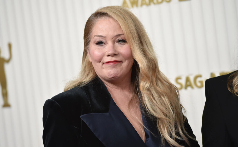 Ar multiplo sklerozi sirgstošā Kristīna Eplgeita nonākusi slimnīcā