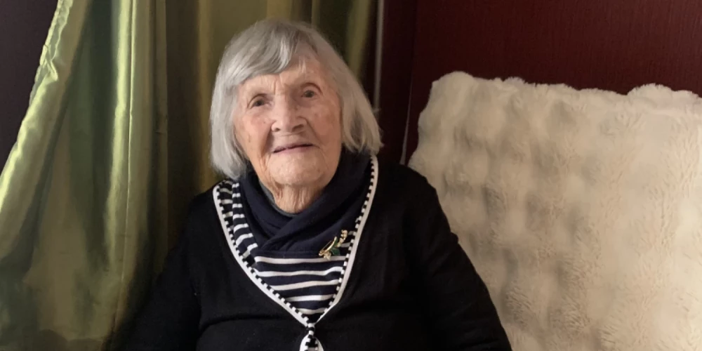 Jubilāre Olena Matiushkina. FOTO: Talsu novada pašvaldība.