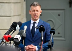 “Viņi masveidā iznīcina dokumentus!” Ungārijas jaunais premjers Pēters Maģars ceļ trauksmi par aizejošās Orbāna valdības aktivitātēm