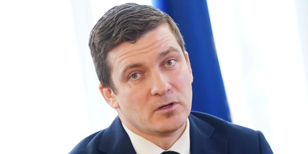 Председатель ЦИК Марис Звиедрис.