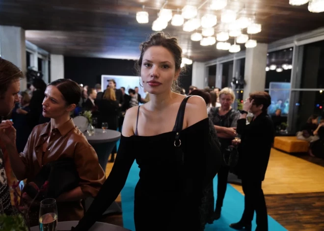 В Латвии Алиса нашла и работу, и любовь: как внучка латыша из Петербурга стала лицом Riga Fashion Week