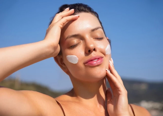 Весной привычный крем может только навредить: как понять, что уход пора менять