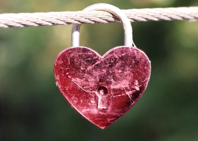 Kad visbiežāk notiek sirdslēkme? Trīs kardiologi atbild vienādi