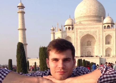 Aizdomās par "BaltCap" līdzekļu zaudēšanu azartspēlēs turētajam Šarūnam Stepukonim atkal piemērots apcietinājums.